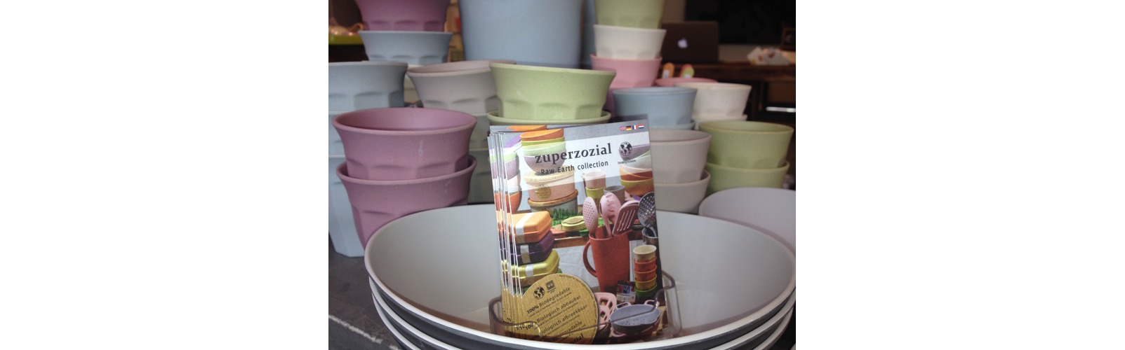 Zuperzozial - Day and Age